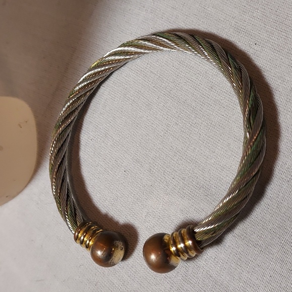 Vintage Avon Watch Silver & Gold Twist Design With Rhinestones Matching Bracelet - Picture 3 of 10